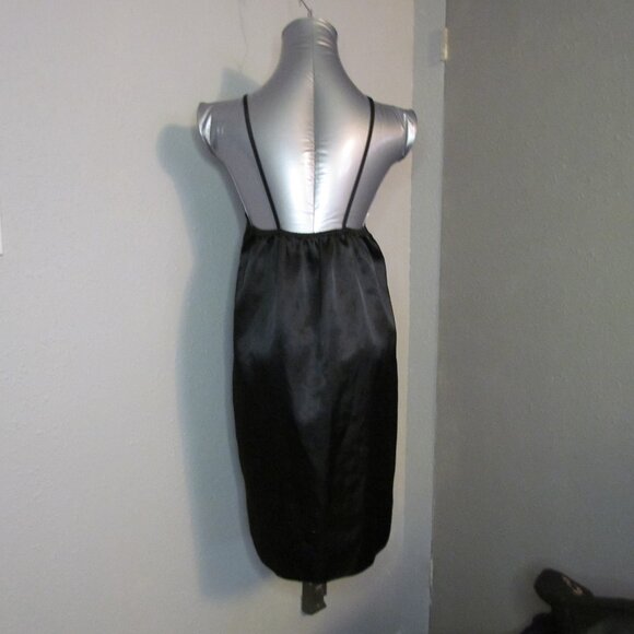 Coquette Girl Vintage Satin Slip with Gold Detailing - Picture 4 of 5